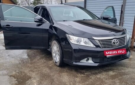 Toyota Camry, 2014 год, 1 800 000 рублей, 5 фотография