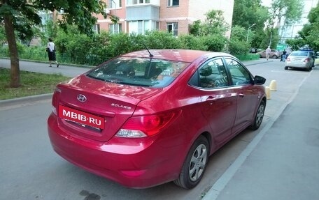 Hyundai Solaris II рестайлинг, 2012 год, 750 000 рублей, 3 фотография