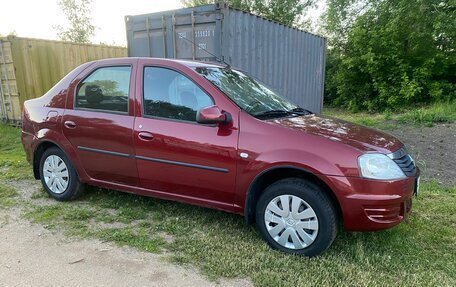 Renault Logan I, 2013 год, 470 000 рублей, 2 фотография