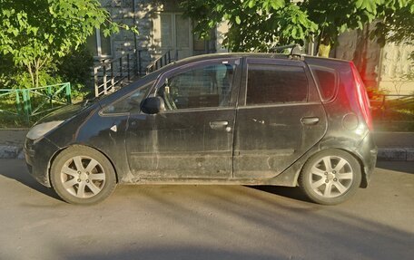 Mitsubishi Colt VI рестайлинг, 2004 год, 230 000 рублей, 4 фотография