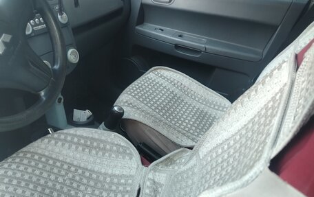 Mitsubishi Colt VI рестайлинг, 2004 год, 230 000 рублей, 10 фотография
