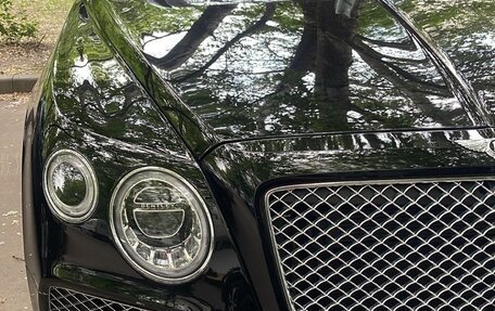 Bentley Bentayga I, 2016 год, 7 450 000 рублей, 2 фотография