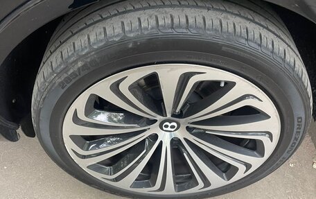 Bentley Bentayga I, 2016 год, 7 450 000 рублей, 7 фотография
