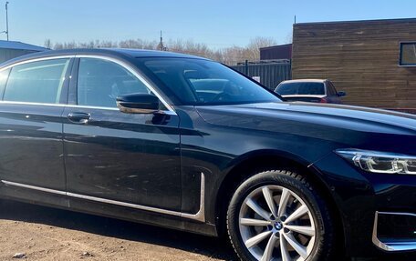 BMW 7 серия, 2019 год, 6 300 000 рублей, 3 фотография