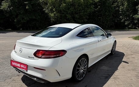 Mercedes-Benz C-Класс, 2019 год, 3 550 000 рублей, 3 фотография