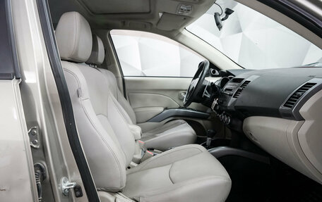 Mitsubishi Outlander III рестайлинг 3, 2008 год, 1 085 000 рублей, 4 фотография
