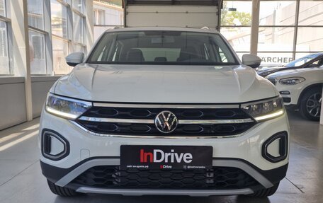 Volkswagen T-Roc I, 2025 год, 3 199 000 рублей, 2 фотография