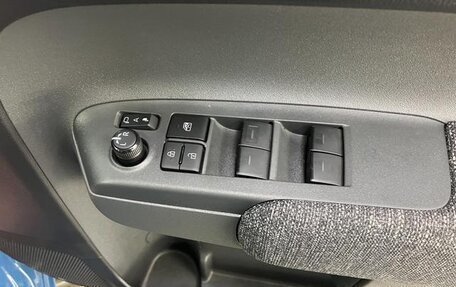 Toyota Sienta, 2023 год, 1 450 000 рублей, 26 фотография