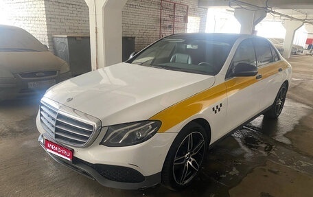 Mercedes-Benz E-Класс, 2017 год, 1 700 000 рублей, 1 фотография