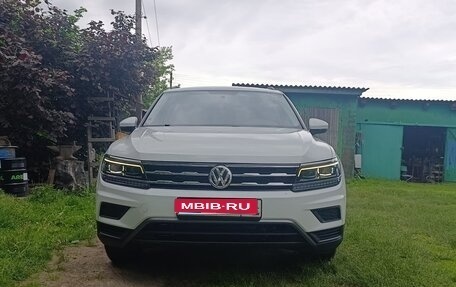Volkswagen Tiguan II, 2019 год, 2 650 000 рублей, 1 фотография