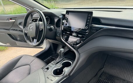Toyota Camry, 2021 год, 3 600 000 рублей, 14 фотография