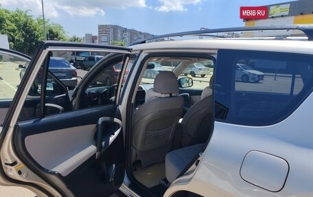 Toyota RAV4, 2007 год, 1 700 000 рублей, 10 фотография