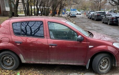 Renault Sandero I, 2014 год, 650 000 рублей, 3 фотография