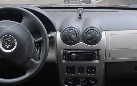 Renault Sandero I, 2014 год, 650 000 рублей, 17 фотография