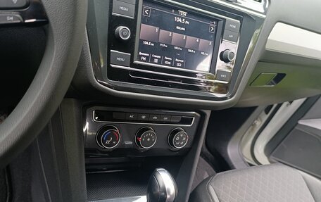 Volkswagen Tiguan II, 2019 год, 2 650 000 рублей, 8 фотография