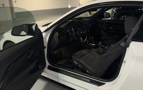 BMW 4 серия, 2015 год, 2 650 000 рублей, 13 фотография