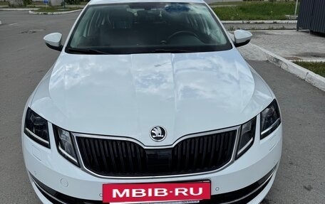 Skoda Octavia, 2019 год, 1 910 000 рублей, 4 фотография