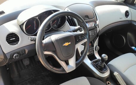 Chevrolet Cruze II, 2013 год, 797 000 рублей, 8 фотография