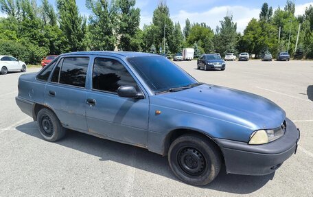 Daewoo Nexia I рестайлинг, 1999 год, 90 000 рублей, 3 фотография