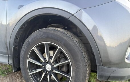 Toyota RAV4, 2013 год, 1 900 000 рублей, 6 фотография