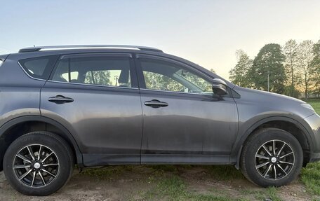 Toyota RAV4, 2013 год, 1 900 000 рублей, 9 фотография