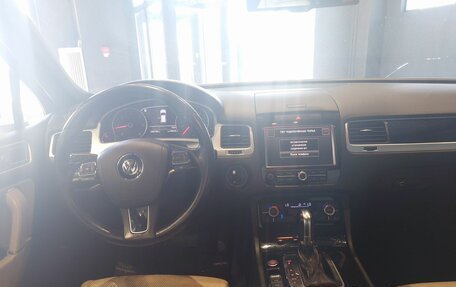 Volkswagen Touareg III, 2013 год, 2 800 000 рублей, 12 фотография