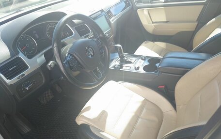 Volkswagen Touareg III, 2013 год, 2 800 000 рублей, 18 фотография