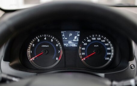 Hyundai Solaris II рестайлинг, 2014 год, 800 000 рублей, 11 фотография