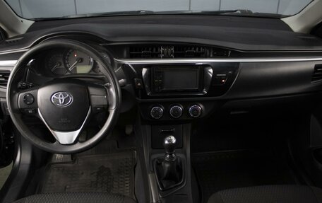Toyota Corolla, 2014 год, 1 100 000 рублей, 5 фотография