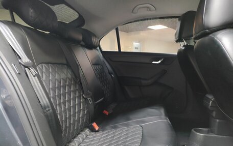 Skoda Rapid I, 2015 год, 899 000 рублей, 14 фотография