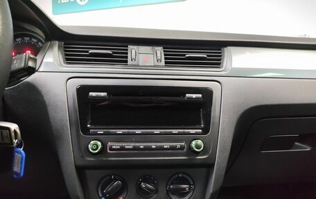 Skoda Rapid I, 2015 год, 899 000 рублей, 17 фотография