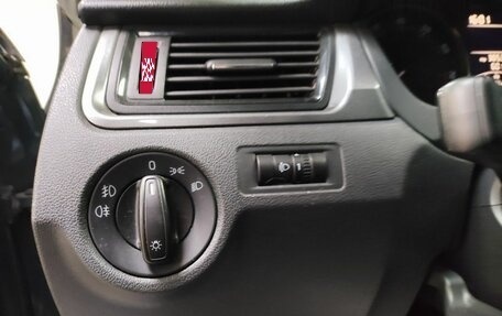 Skoda Rapid I, 2015 год, 899 000 рублей, 18 фотография
