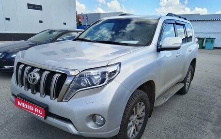 Toyota Land Cruiser Prado 150 рестайлинг 2, 2014 год, 3 580 000 рублей, 1 фотография
