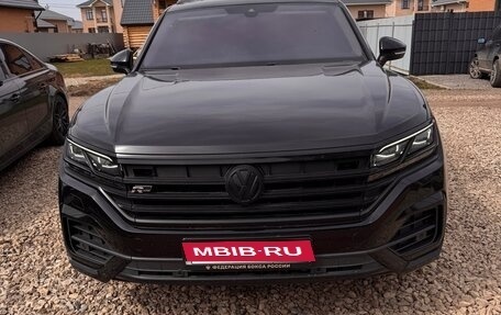 Volkswagen Touareg III, 2019 год, 7 999 000 рублей, 1 фотография