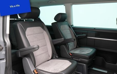 Volkswagen Multivan T6 рестайлинг, 2022 год, 4 890 000 рублей, 10 фотография