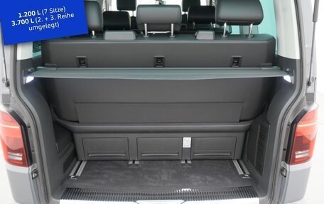 Volkswagen Multivan T6 рестайлинг, 2022 год, 4 890 000 рублей, 12 фотография