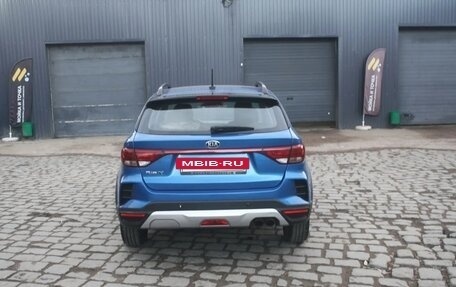 KIA Rio IV, 2021 год, 1 350 000 рублей, 6 фотография