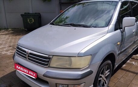 Mitsubishi Space Wagon III, 2003 год, 450 000 рублей, 3 фотография