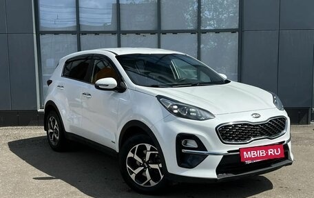 KIA Sportage IV рестайлинг, 2020 год, 2 499 000 рублей, 3 фотография