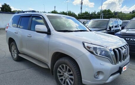 Toyota Land Cruiser Prado 150 рестайлинг 2, 2014 год, 3 580 000 рублей, 4 фотография