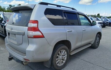 Toyota Land Cruiser Prado 150 рестайлинг 2, 2014 год, 3 580 000 рублей, 3 фотография