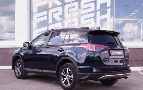Toyota RAV4, 2018 год, 2 399 000 рублей, 2 фотография