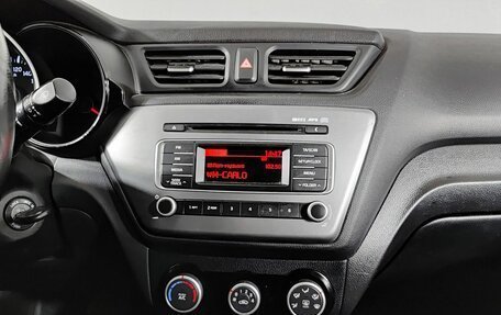 KIA Rio III рестайлинг, 2015 год, 1 100 000 рублей, 18 фотография