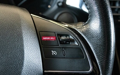 Mitsubishi Outlander III рестайлинг 3, 2017 год, 1 499 000 рублей, 17 фотография