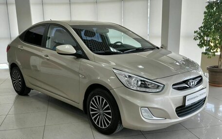 Hyundai Solaris II рестайлинг, 2013 год, 990 000 рублей, 3 фотография