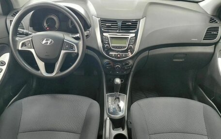 Hyundai Solaris II рестайлинг, 2013 год, 990 000 рублей, 10 фотография