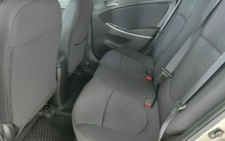 Hyundai Solaris II рестайлинг, 2013 год, 990 000 рублей, 15 фотография