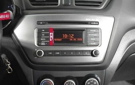 KIA Rio III рестайлинг, 2015 год, 867 200 рублей, 18 фотография