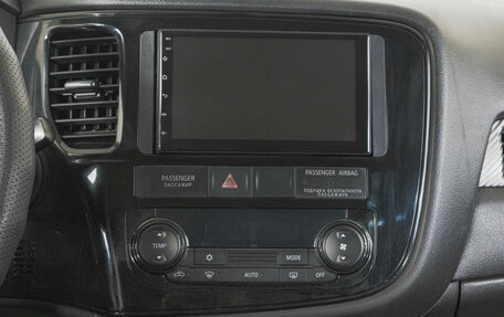 Mitsubishi Outlander III рестайлинг 3, 2014 год, 1 599 000 рублей, 18 фотография