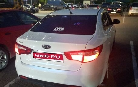KIA Rio III рестайлинг, 2012 год, 850 000 рублей, 14 фотография